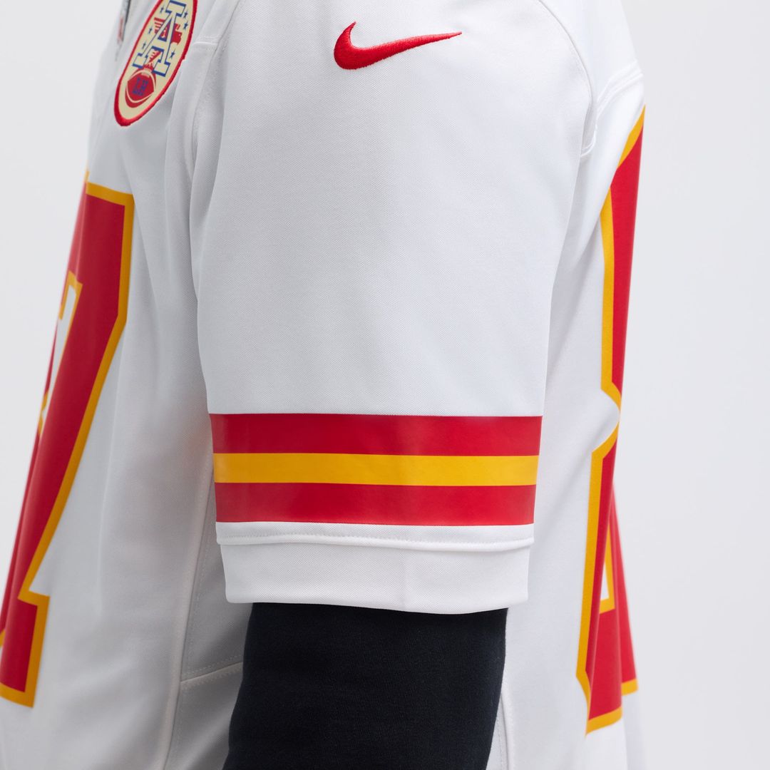Kansas City Chiefs Travis Kelce Nike Red Vapor F.U.S.E. Limited Jersey