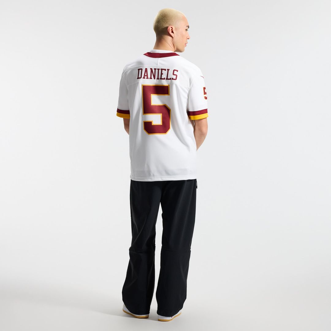 Washington Commanders Jayden Daniels Nike Burgundy Team Vapor F.U.S.E. Stitched Limited Jersey