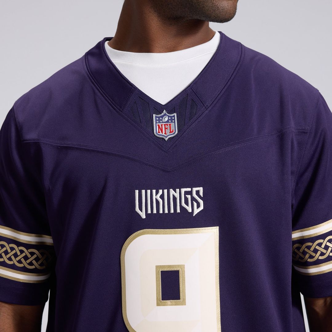 Minnesota Vikings J.J. McCarthy Nike Purple 2026 Rivalries Collection Stitched Limited Jersey