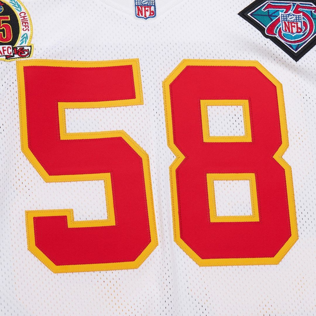 Kansas City Chiefs 1994 Derrick Thomas Mitchell & Ness White Authentic Throwback Retired Player Jersey